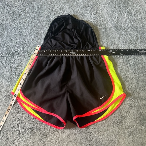 Nike Dri-FIT Tempo Running Shorts Black Neon Yellow Pink Flaw Size M - Picture 7 of 8